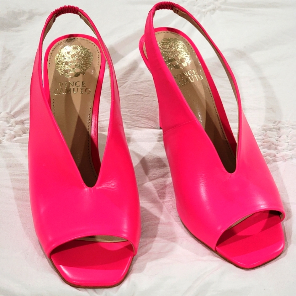New Vince Camuto Neon Pink sling back mule